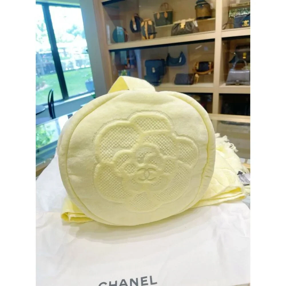 Chanel Women Pre-Loved Bag Brand New Condition